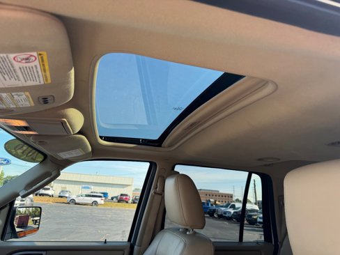 Used 2016 Ford Expedition Limited w/ Equipment Group 301A image 15
