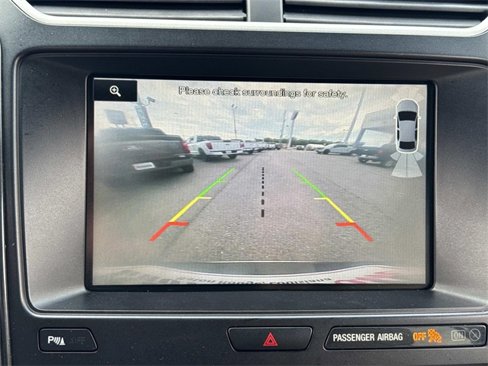 Used 2016 Ford Explorer XLT w/ Equipment Group 202A image 25
