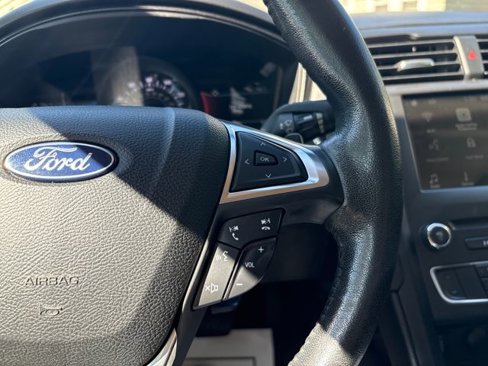 Certified 2018 Ford Fusion SE w/ Equipment Group 201A image 44