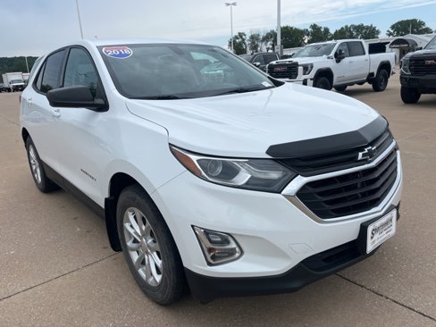 Used 2018 Chevrolet Equinox LS image 1
