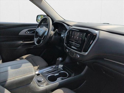 Used 2020 Chevrolet Traverse LS image 21