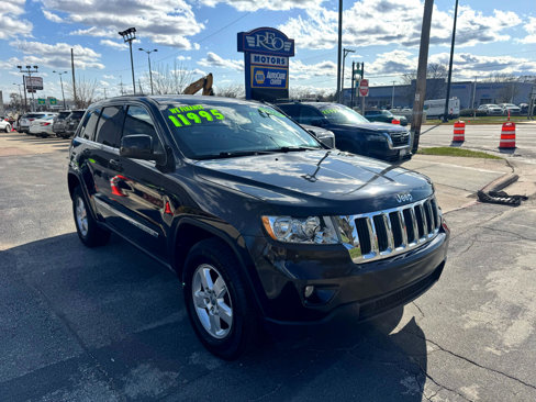 Used 2012 Jeep Grand Cherokee Laredo image 1