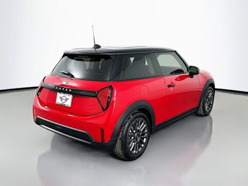 New 2025 MINI Cooper 2-Door Hardtop image 5