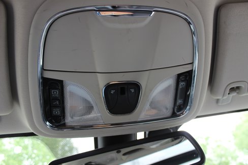 Used 2016 Jeep Cherokee Latitude w/ Comfort/Convenience Group image 31
