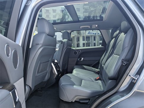 Used 2014 Land Rover Range Rover Sport HSE image 7