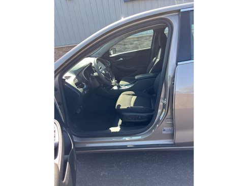 Used 2022 Chevrolet Malibu LT image 10