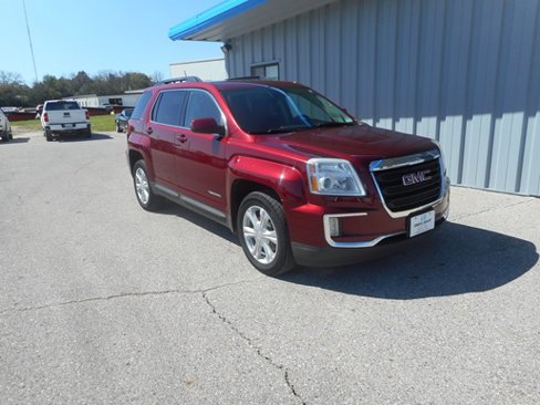 Used 2017 GMC Terrain SLE w/ Convenience Package image 5