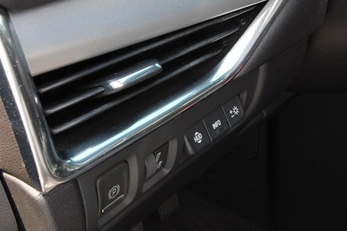 Used 2019 Cadillac XT4 Premium Luxury image 16