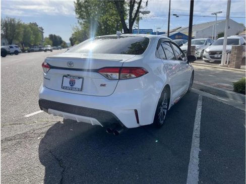 Used 2022 Toyota Corolla SE image 18