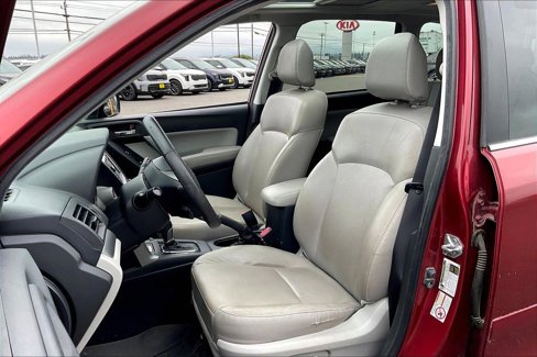 Used 2015 Subaru Forester 2.5i Touring w/ Eyesight & Navigation System image 19