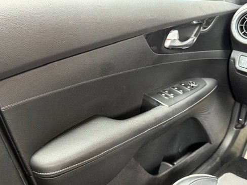 Used 2020 Kia Forte GT-Line image 31