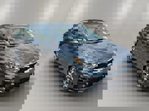 Used 2019 Kia Forte LXS image 3