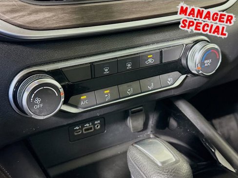 Used 2023 Nissan Altima 2.5 SV image 17