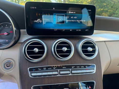Used 2020 Mercedes-Benz C 300 4MATIC Sedan image 11