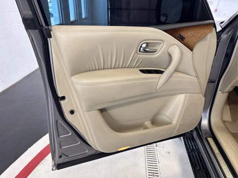 Used 2012 INFINITI QX56 4WD image 24