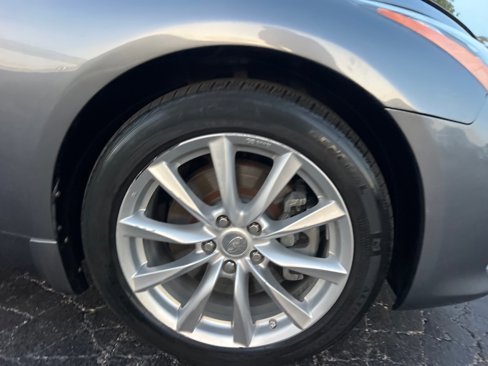 Used 2011 INFINITI G37 x w/ Premium Pkg image 38
