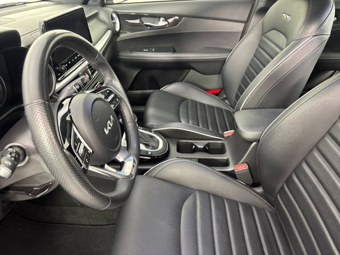Used 2022 Kia Forte GT-Line w/ GT-Line Premium Package image 21