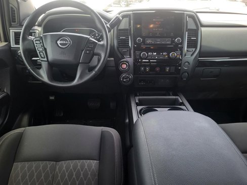 Used 2023 Nissan Titan SV w/ SV Convenience Package image 28