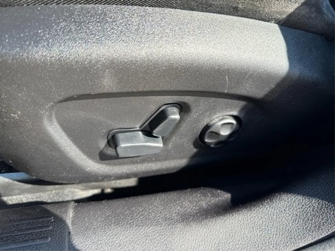 Used 2016 Chrysler 200 S w/ Navigation & Sound Group I image 18