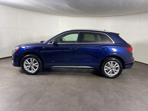 Used 2021 Audi Q3 2.0T Premium w/ Convenience Package image 4