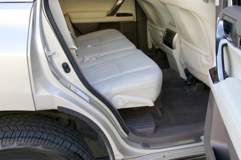 Used 2015 Lexus GX 460 w/ Premium Package image 12