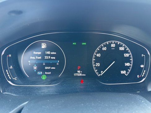 Used 2018 Honda Accord EX image 16