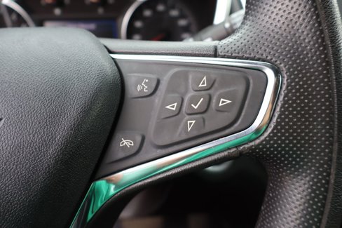 Used 2019 Chevrolet Equinox LT w/ LPO, Floor Liner Package image 13