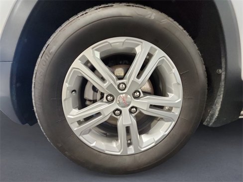 Used 2024 GMC Terrain SLE image 14