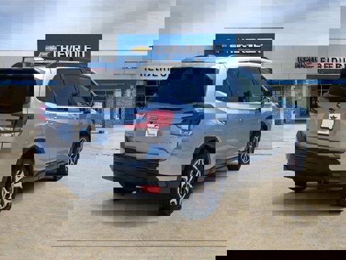 Used 2020 Subaru Forester Premium image 5