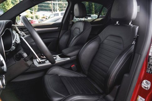 Used 2022 Alfa Romeo Stelvio Veloce image 17