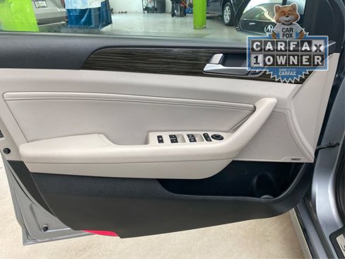 Used 2016 Hyundai Sonata Limited w/ Option Group 02 image 25