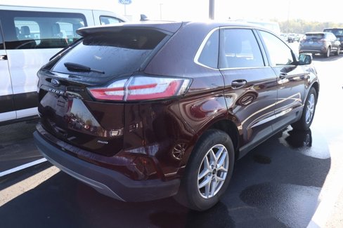 Used 2024 Ford Edge SEL image 5