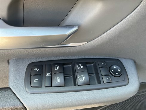 Used 2019 RAM 1500 Big Horn image 25