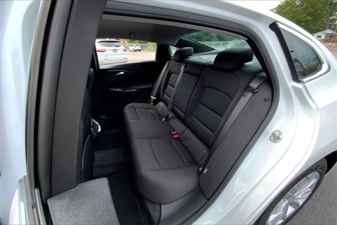 Used 2022 Chevrolet Malibu LT image 27