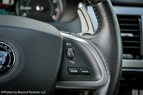 Used 2015 Jaguar XF Sport image 37
