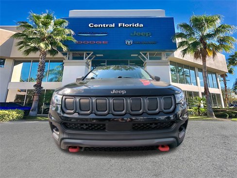 Used 2022 Jeep Compass Trailhawk w/ Trailhawk Convenience Group image 3