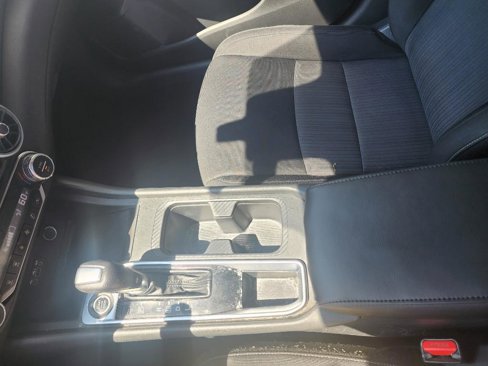 Used 2021 Nissan Sentra SV image 19