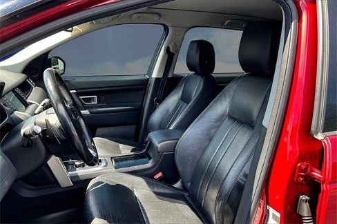 Used 2018 Land Rover Discovery Sport HSE image 25