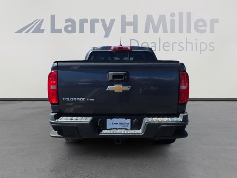 Used 2017 Chevrolet Colorado Z71 image 4