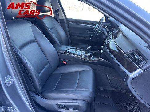Used 2016 BMW 535i xDrive Sedan w/ Driver Assistance Package image 18