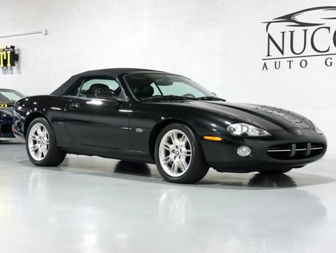 Used 2001 Jaguar XK8 Convertible image 16