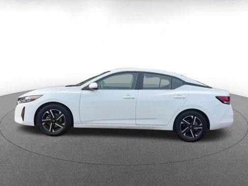 Used 2024 Nissan Sentra SV image 8
