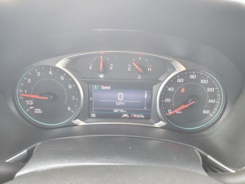 Used 2020 Chevrolet Equinox LT w/ Driver Convenience Package image 13