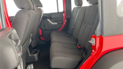 Used 2015 Jeep Wrangler Unlimited Sport image 41