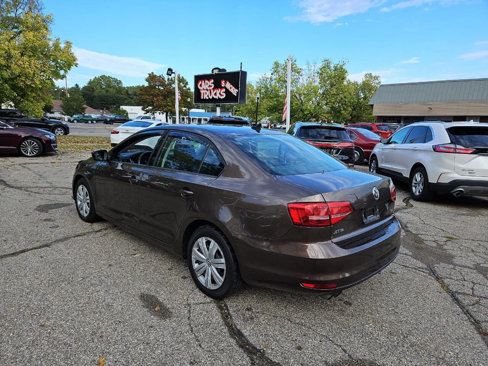 Used 2015 Volkswagen Jetta TDI S image 6