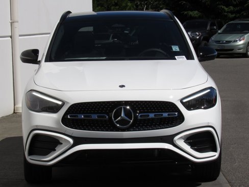 Certified 2025 Mercedes-Benz GLA 250 4MATIC image 3