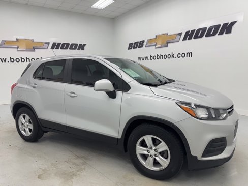 Used 2019 Chevrolet Trax LS image 3
