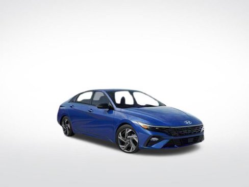 New 2025 Hyundai Elantra Sport image 24