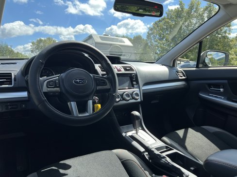 Used 2016 Subaru Crosstrek 2.0i Premium w/ Moonroof Package image 15