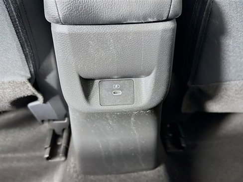 Certified 2023 Nissan Versa SR image 25
